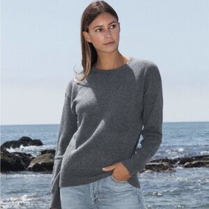 Grey Cashmere sweater NWT